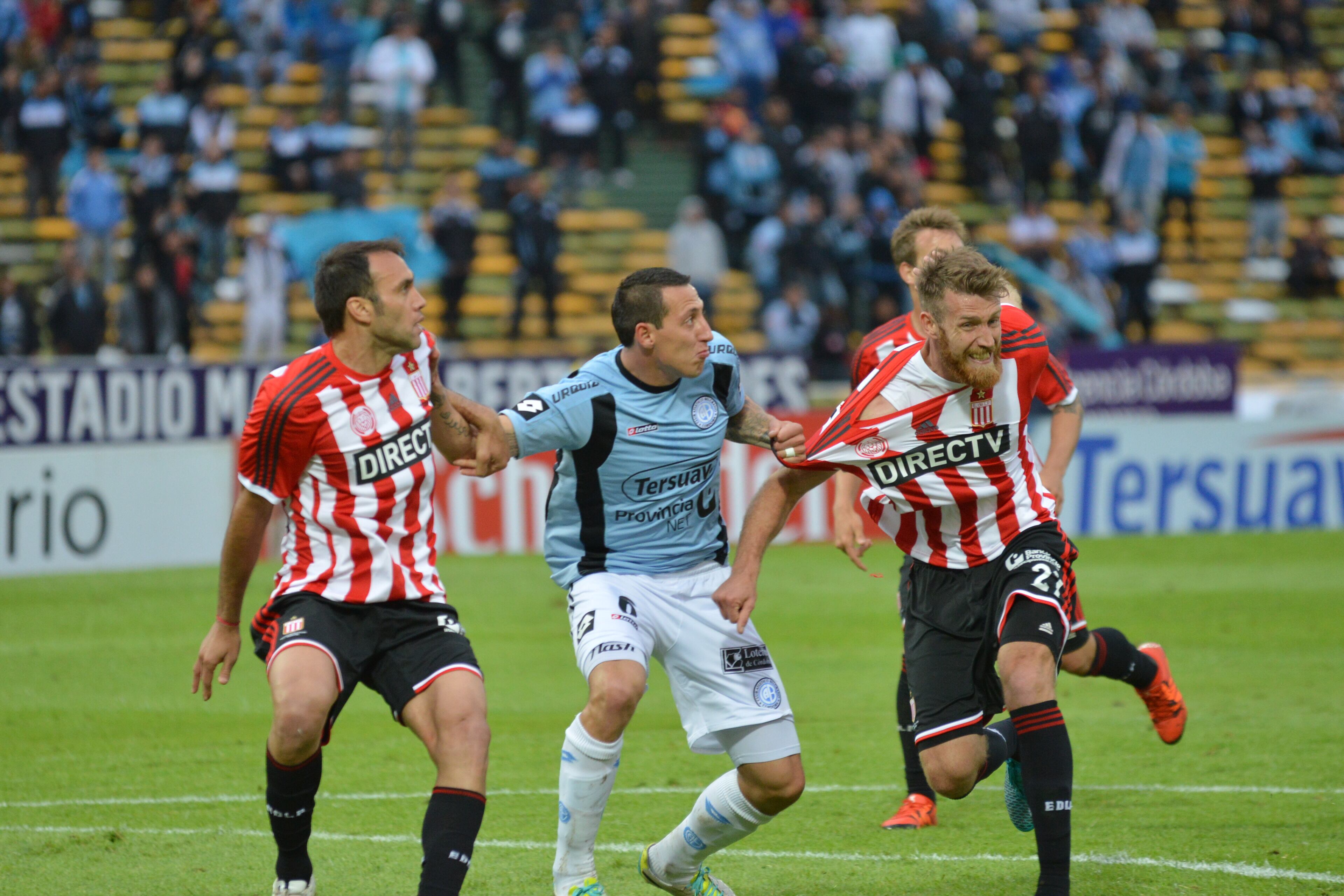 Belgrano le ganó por 2 a 1 a Estudiantes de La Plata en el Kempes. Foto: Lucio Casalla