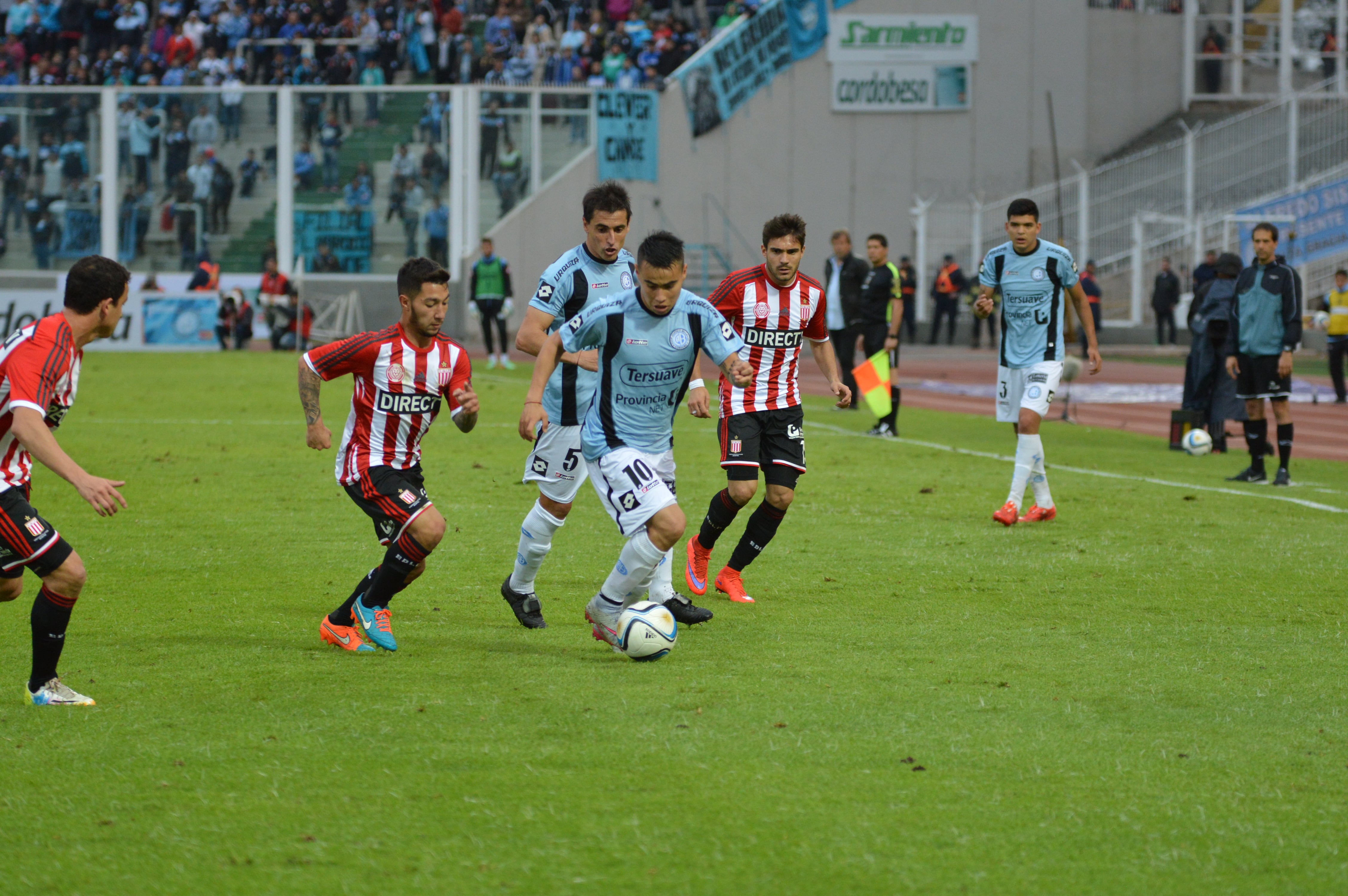 Belgrano le ganó por 2 a 1 a Estudiantes de La Plata en el Kempes. Foto: Lucio Casalla