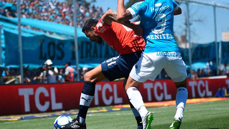 Belgrano mejoró, pero no logró marcar contra Independiente.  Foto: Lucio Casalla / ElDoce.tv