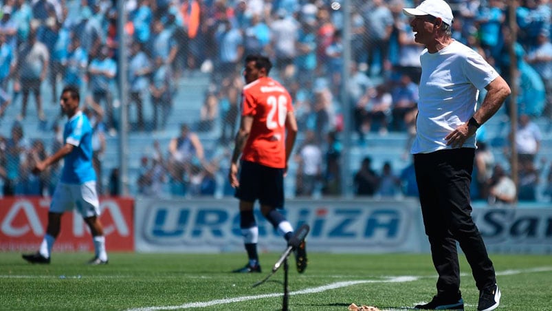 Belgrano mejoró, pero no logró marcar contra Independiente.  Foto: Lucio Casalla / ElDoce.tv