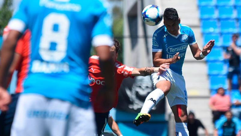 Belgrano mejoró, pero no logró marcar contra Independiente.  Foto: Lucio Casalla / ElDoce.tv