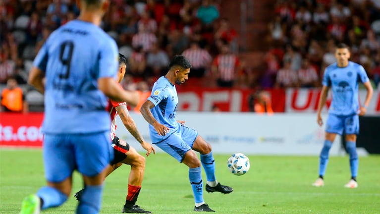 Belgrano no pudo en su visita a Estudiantes de La Plata.