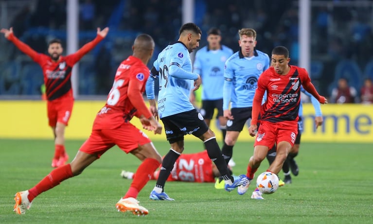 Belgrano perdió en el Kempes y quedó eliminado de la Sudamericana.