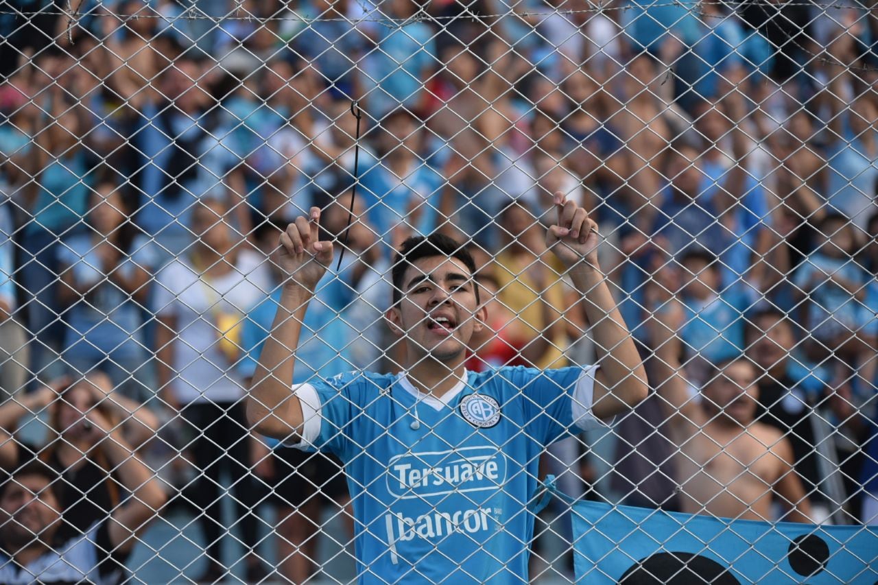 Belgrano recibió a Colón en un estadio que lució colmado. Foto: Lucio Casalla / ElDoce.tv.