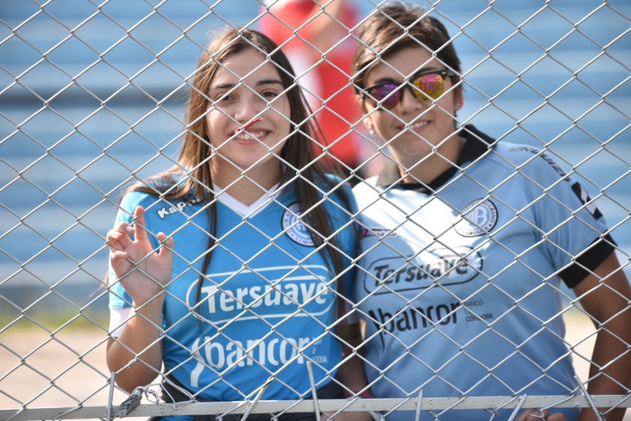 Belgrano recibió a Colón en un estadio que lució colmado. Foto: Lucio Casalla / ElDoce.tv