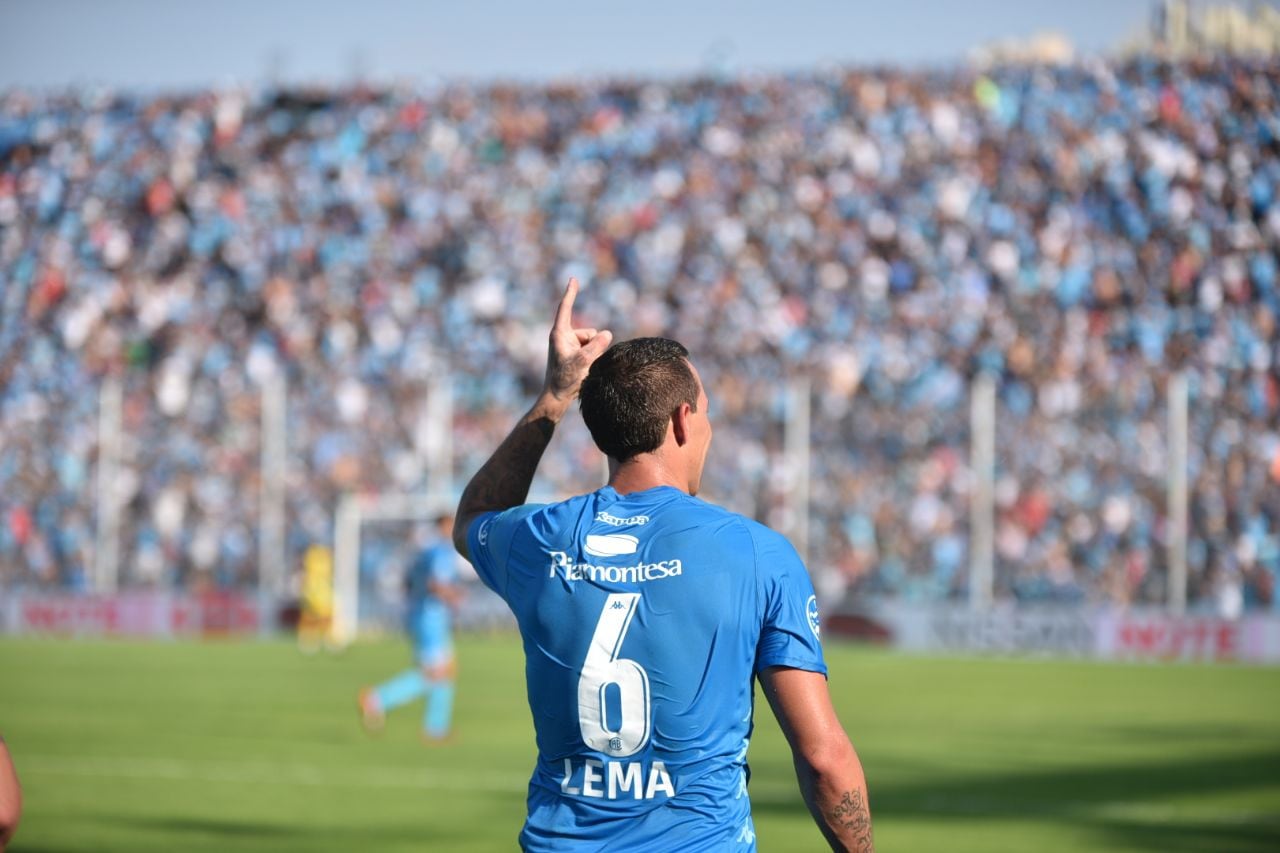 Belgrano recibió a Colón en un estadio que lució colmado. Foto: Lucio Casalla / ElDoce.tv