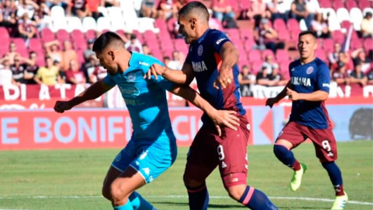 Belgrano se despide del fútbol de primera con una derrota ante Lanús.