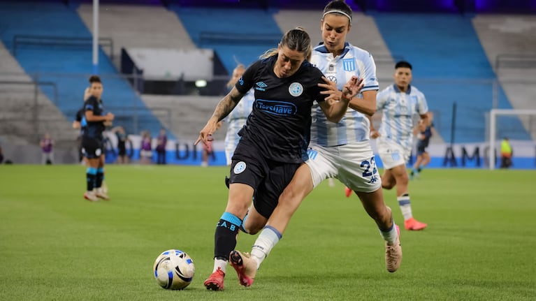 Belgrano y Racing definen el campeón del Clausura Femenino.