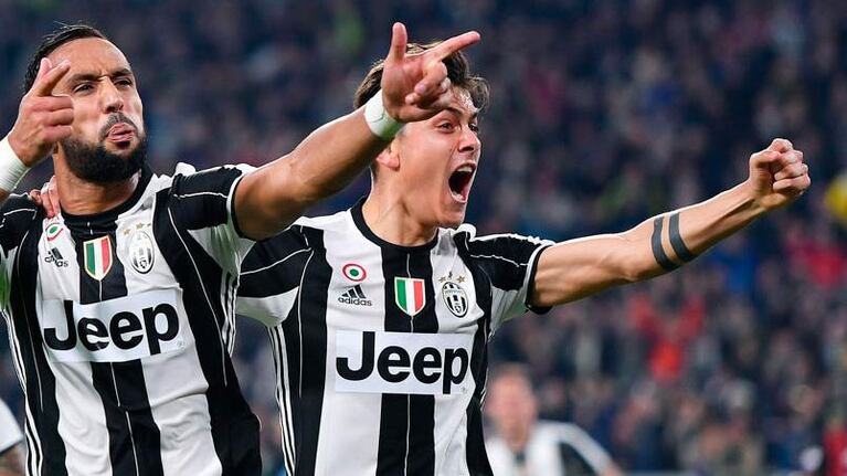 Benatia y Dybala lideraron a la Juve.