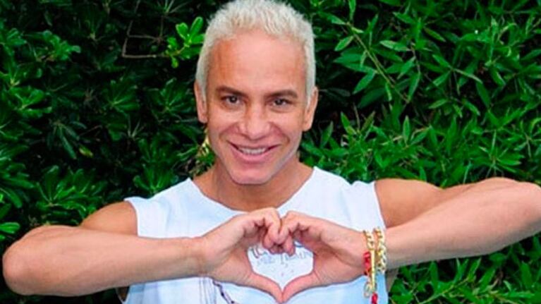 "Bienvenido Dionisio, ya soy papá", fue el mensaje con el que acompañó la foto en redes sociales.