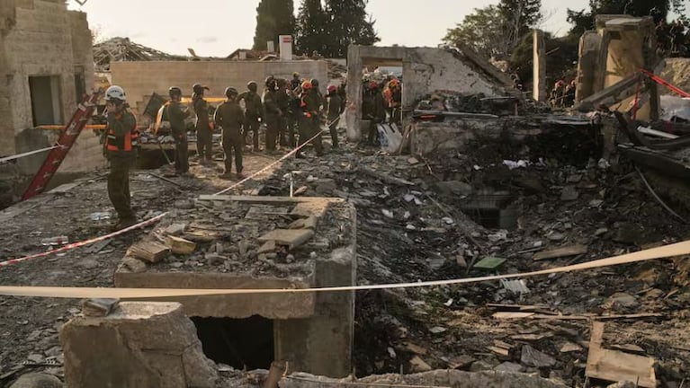 Bombardeos en Israel dejaron al menos 12 muertos.