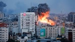 Bombardeos israelíes en la ciudad de Gaza. Foto: Mohammed Salem (Reuters).