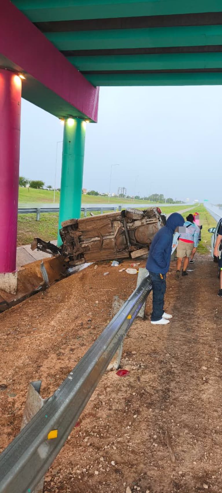 Borracho, despistó en la Circunvalación.