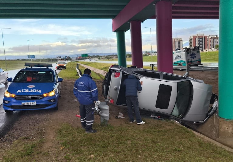 Borracho, despistó en la Circunvalación.
