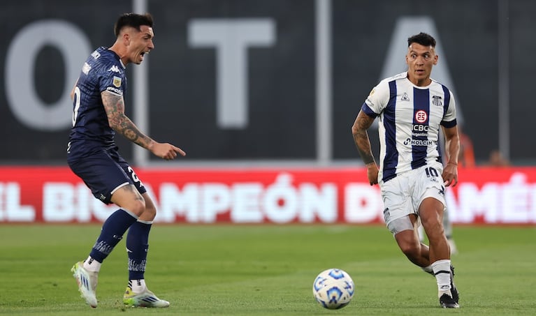 Botta, el conductor de Talleres ante Huracán.