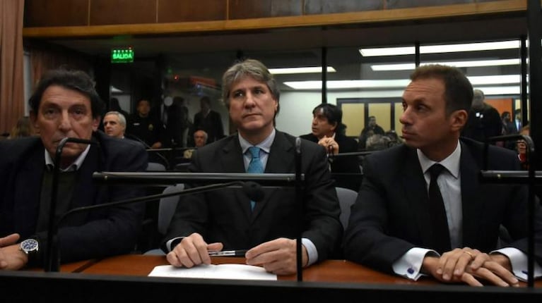 Boudou fue sobreseído en la causa de los papeles truchos de un auto