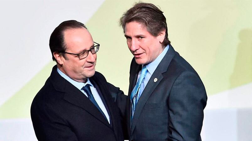 Boudou saludando a Hollande. Foto: EFE