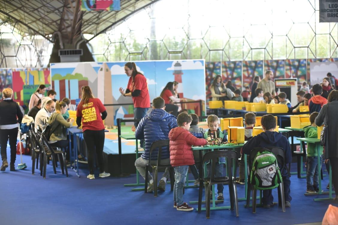 Bricklive, un espacio para chicos y grandes. Foto: Lucio Casalla / ElDoce.tv.