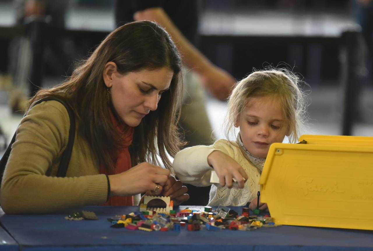 Bricklive, un espacio para chicos y grandes. Foto: Lucio Casalla / ElDoce.tv.