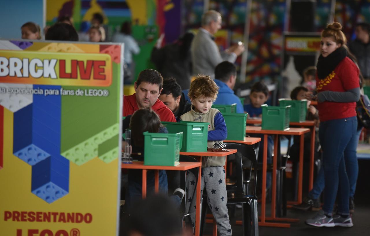 Bricklive, un espacio para chicos y grandes. Foto: Lucio Casalla / ElDoce.tv.