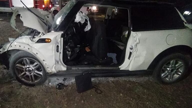Brutal accidente con un Mini Cooper en San Pedro.