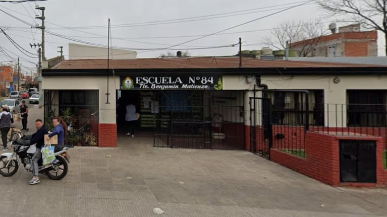 Brutal ataque a una maestra en Buenos Aires.
