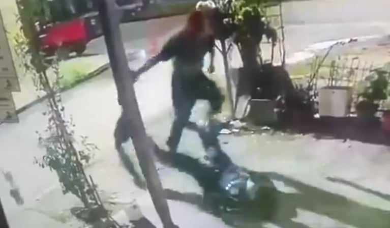 Brutal ataque durante un robo en Buenos Aires.