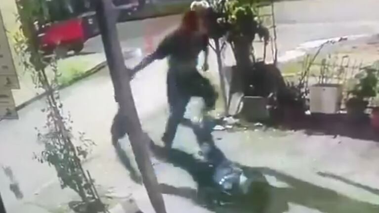 Brutal ataque durante un robo en Buenos Aires.
