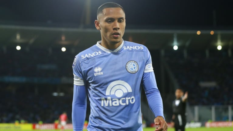 Bryan Reyna arribó a Alberdi a principios de 2024 proveniente de Alianza Lima de Perú.