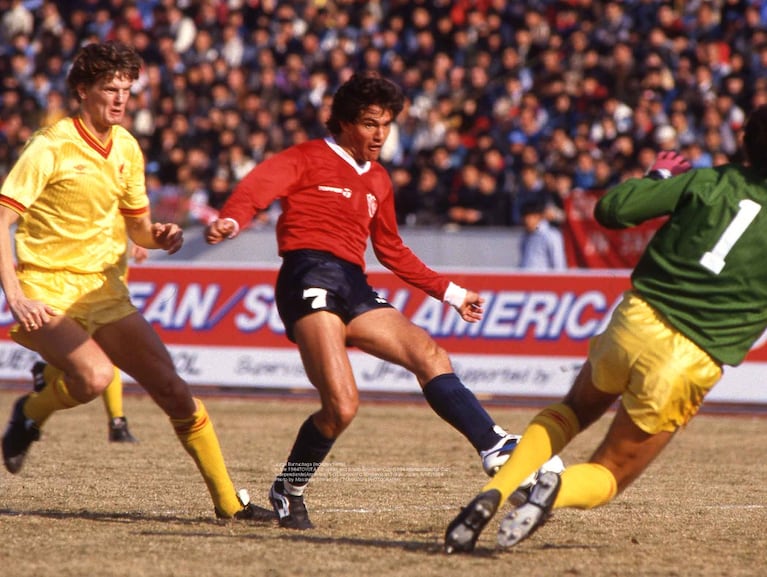 Burruchaga es ídolo en Independiente, en donde ganó una Copa Intercontinental ante el Liverpool.