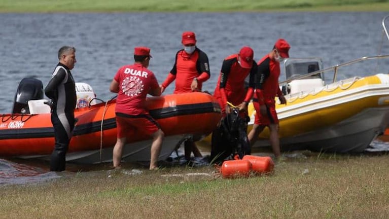 Buscan a un hombre que cayó de una moto de agua en Embalse