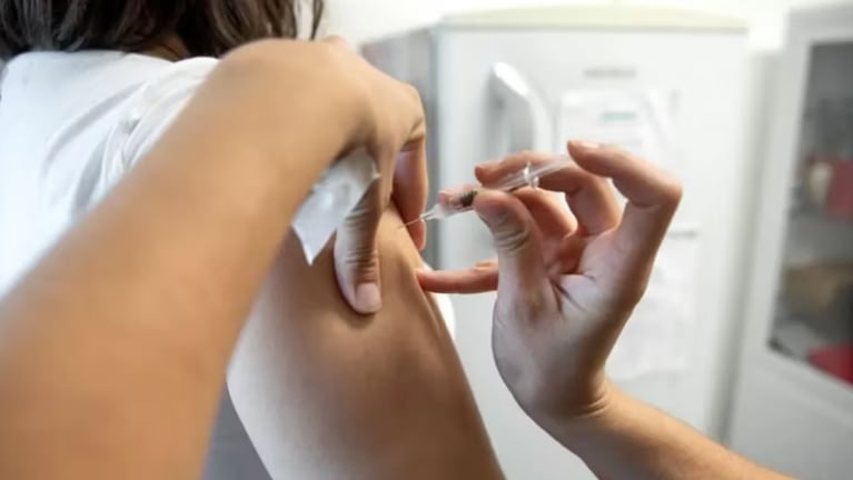 Buscan sancionar a padres o tutores que no completen el calendario nacional en menores de 18 años.