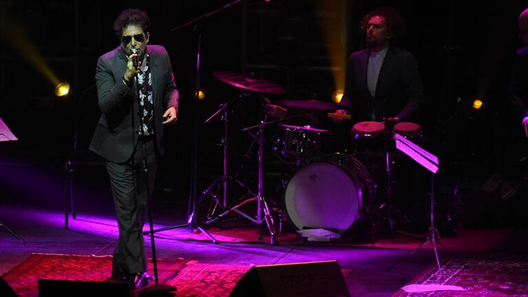 Calamaro mostró una versión distinta pero muy lograda. Foto: Lucio Casalla / ElDoce.tv.