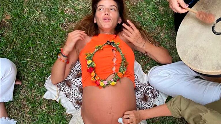 Calu rivero transita el último mes de su embarazo.