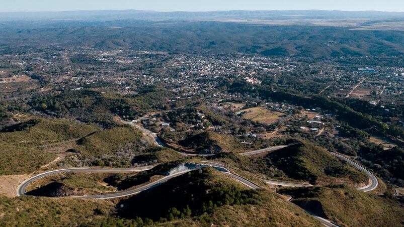 Camino del Cuadrado y su imponente paisaje.