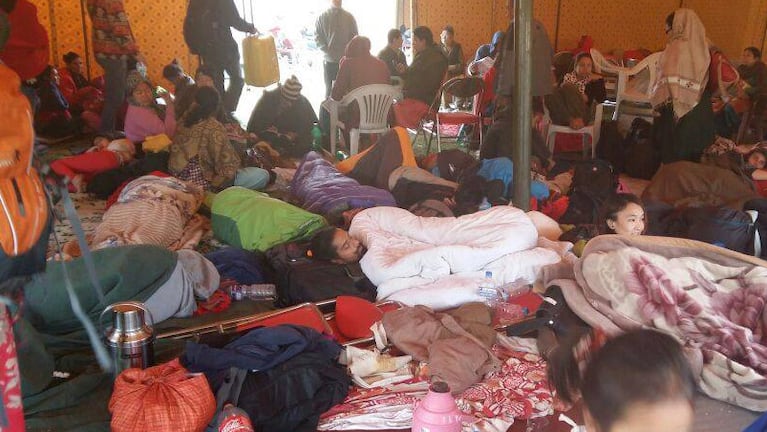 Campo de evacuados donde vivió tres días con miles de personas. (Foto: Viviana Arrascaeta)