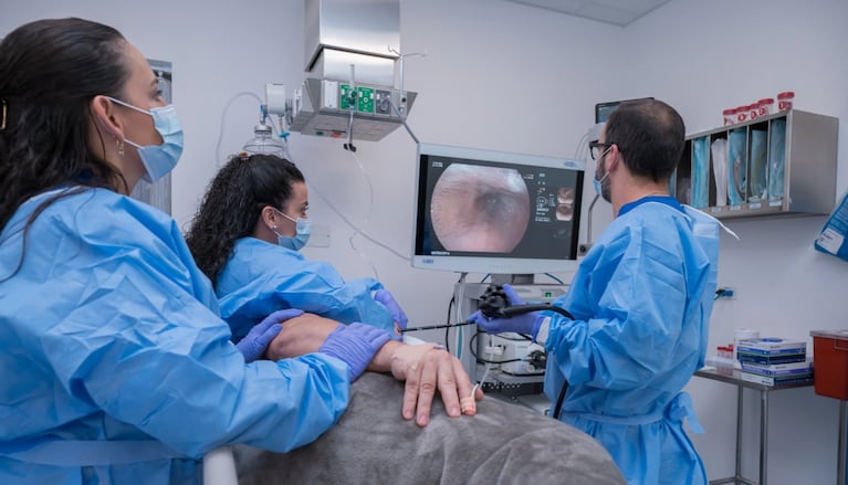 Cáncer de colon: un estudio de 13 años pone en duda la efectividad de la colonoscopia para evitar muertes