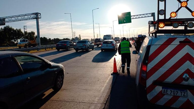 Caos en Circunvalación por un choque en cadena entre seis autos