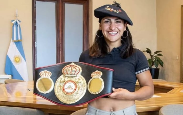 "Capricho" Romero recuperó su cinturón de campeona mundial.