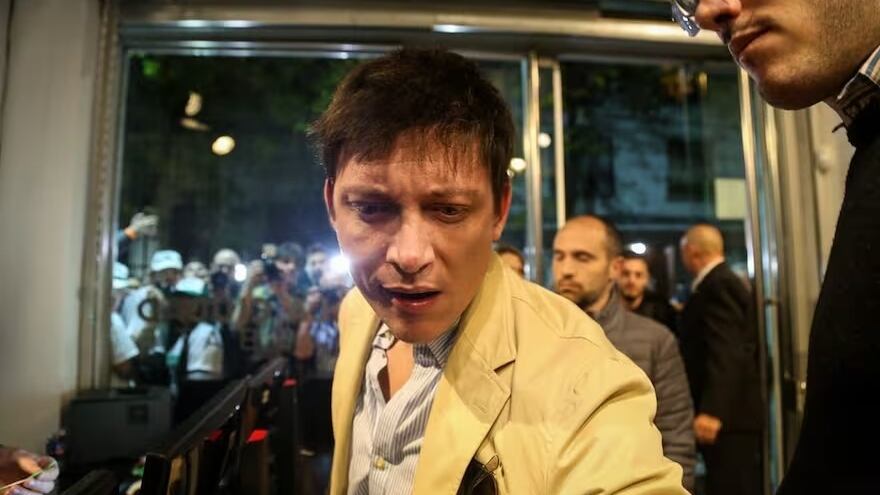 Caputo volvió a protagonizar un incidente que se hizo viral y causó controversia.