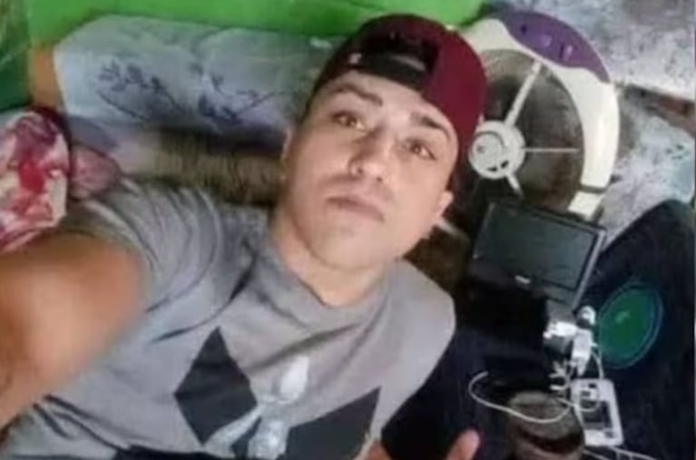 Cara de Camión fue hallado agonizando en su celda.