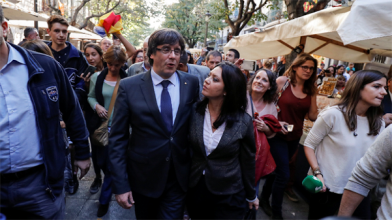 Carles Puigdemont abandonó Cataluña y viajó a Bruselas