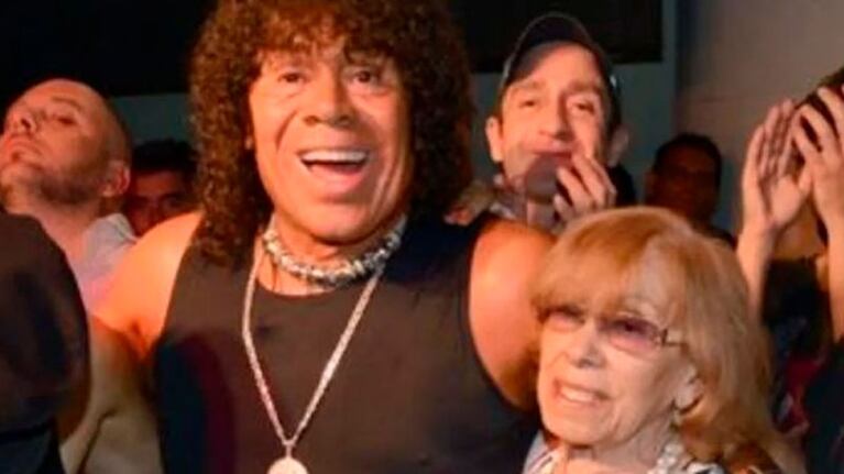 Carlitos y Esilda en un baile.