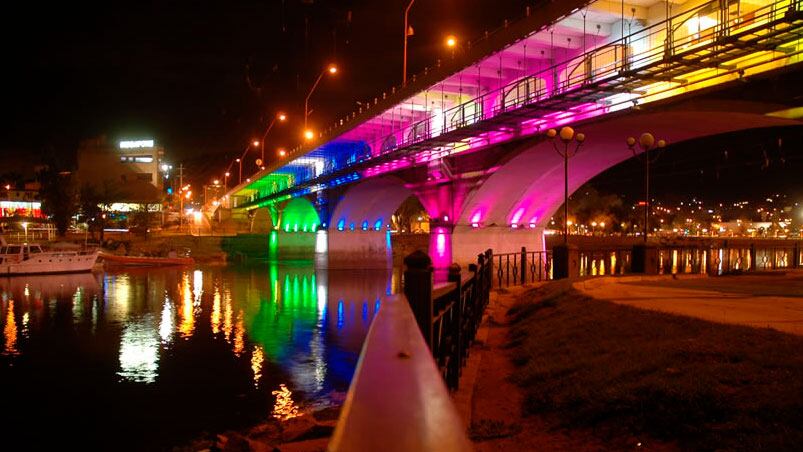 Carlos Paz se prepara para recibir a los turistas.