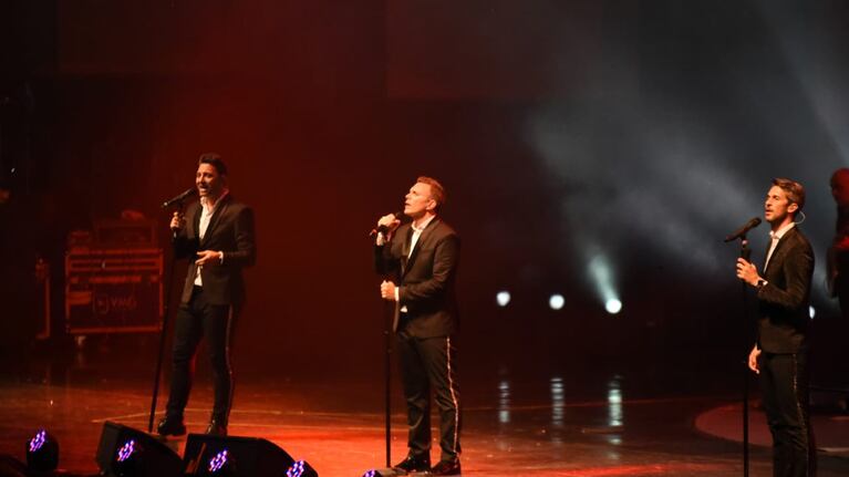 Carlos Rivera, Jorge Rojas y Destino San Javier enamoraron al público. Foto: Lucio Casalla / ElDoce.tv