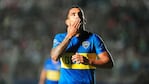 Carlos Tévez le tira un beso a la tribuna. Su gol le da respiro a todo Boca. Foto: Clarín