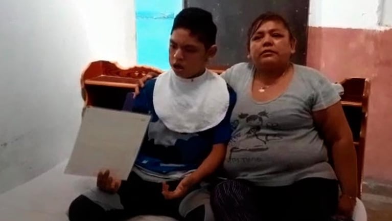 Carmen y su hijo Darío están desesperados y piden ayuda urgente.