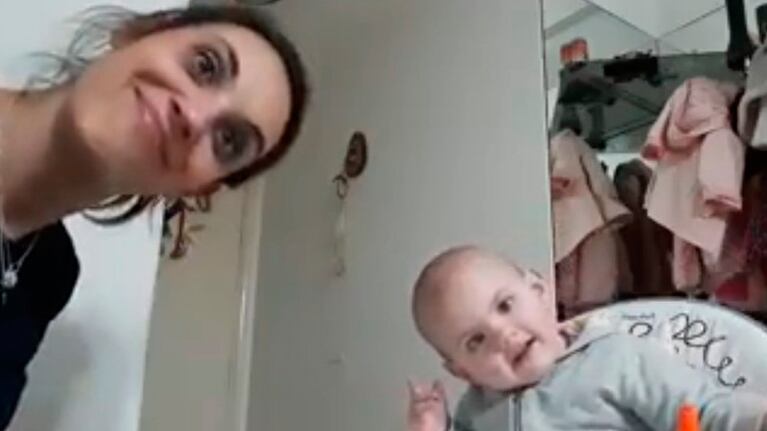 Carolina Padilla y su beba Angelina hacen furor en las redes.