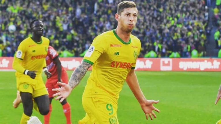 Caso Emiliano Sala: encuentran dos asientos que podrían ser del avión