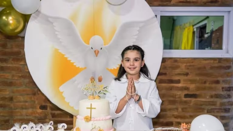 Catalina Maglio, la nena que resultó herida en el experimento de la Feria de Ciencias.